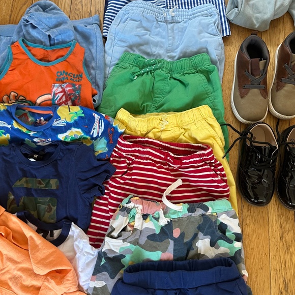 20 piece lot for 5T boy - Picture 6 of 11